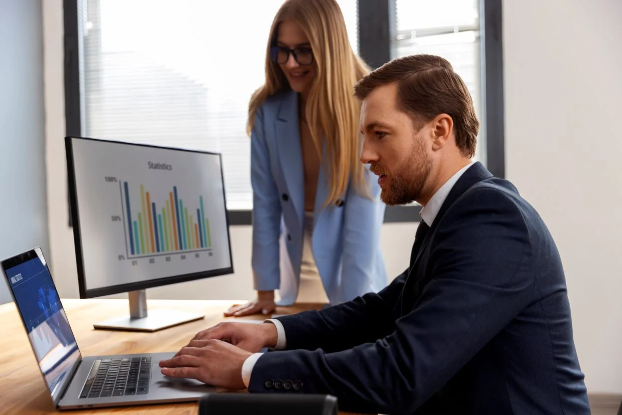 Broker Forex Terbaik 2026: 10 Pilihan Broker Global yang Layak Dipertimbangkan